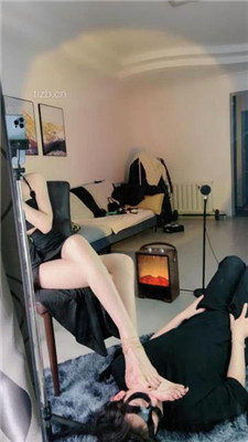 图片[15]_【175艾琳】超美长腿车模-美腿诱惑调_HD绳艺资源