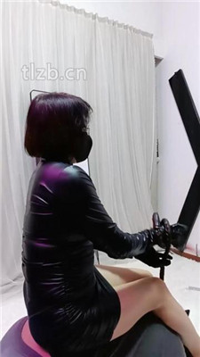 图片[4]_【冰绳艺导师】高跟踩脚垫/骑马/木箱囚禁/赏赐圣水_HD绳艺资源