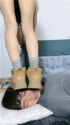 图片[3]_【梓S】棉袜雪地靴裸足-全体重踩脸_HD绳艺资源