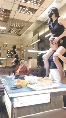 图片[6]_【艳主】KTV-第一次和女素人戏耍闺蜜_HD绳艺资源