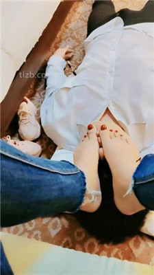 图片[3]_【纳兰若初】裸足蹂躏狗脸/夹子掐乳/骑脖/踩踏_HD绳艺资源