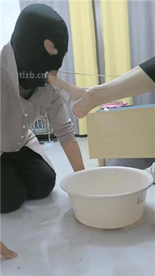 图片[9]_【朱迪绳艺导师】双S-伺候主人吃饭/狗嘴沐足【双视角版】_HD绳艺资源