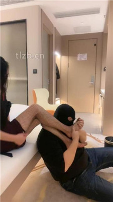 【爱丽丝】网袜美腿诱惑-训练耳光-揪耳朵_HD绳艺资源
