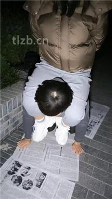 图片[6]_【冰爷】户外-骑马骑脖/运动鞋白袜踩踏_HD绳艺资源