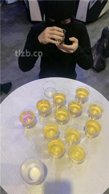 图片[5]_【七七】赏赐绿帽男友圣水盛宴_HD绳艺资源