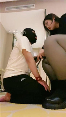 图片[2]_【宝珠姐姐】抽耳光/骑脖/短靴踩踏/舔脏鞋_HD绳艺资源