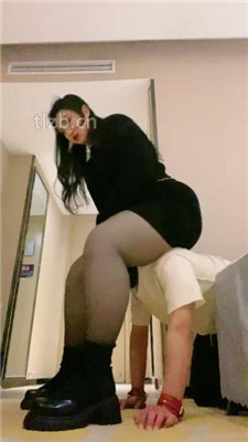 图片[6]_【宝珠姐姐】抽耳光/骑脖/短靴踩踏/舔脏鞋_HD绳艺资源