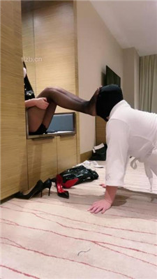 图片[5]_【安瑶大大】重度训练/黑丝高跟美腿/骑马转胯_HD绳艺资源