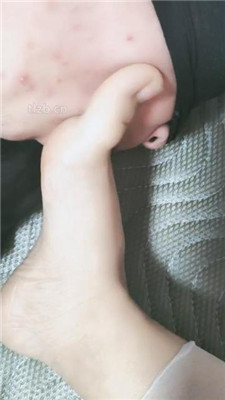 图片[7]_【玉美人】近距离裸足恋足舔_HD绳艺资源