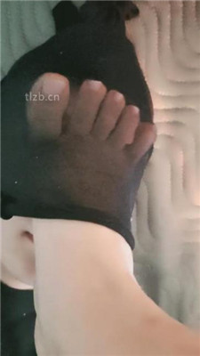 图片[11]_【玉美人】近距离裸足恋足舔_HD绳艺资源