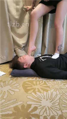 图片[7]_【舞池大人】运动鞋全体重踩狗头_HD绳艺资源