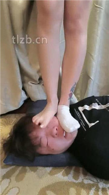 图片[8]_【舞池大人】运动鞋全体重踩狗头_HD绳艺资源