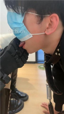 图片[12]_【甜甜】带素人S入圈-转胯/舔脏鞋臭脚/训练/脚插嘴_HD绳艺资源