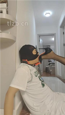 图片[19]_【丫丫】高跟黑丝踩踏/挑战插嘴/嘴叼高跟/口水吐脸_HD绳艺资源