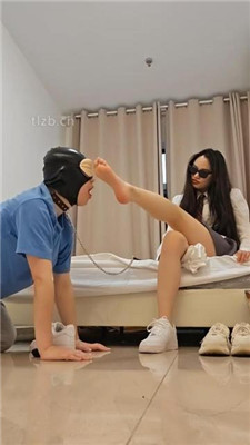 图片[20]_【上头姐妹】鞋底清理器/踩狗爪/耳光/舔黑船袜_HD绳艺资源