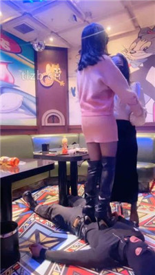 图片[7]_【小妮】KTV双调-长靴跪舔/踩踏钻胯/专用坐垫【双视角版】_HD绳艺资源