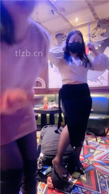 图片[9]_【小妮】KTV双调-长靴跪舔/踩踏钻胯/专用坐垫【双视角版】_HD绳艺资源