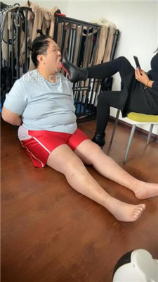 图片[5]_【冰色】家奴清理脏鞋底_HD绳艺资源