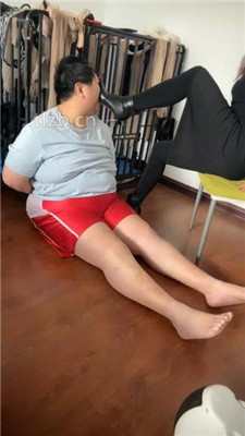 图片[8]_【冰色】家奴清理脏鞋底_HD绳艺资源