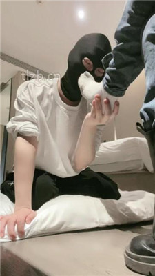图片[3]_【绝美兔绳艺导师】跪舔脏长靴臭白袜/绳艺技巧踩踏_HD绳艺资源
