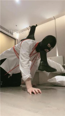 图片[11]_【绝美兔绳艺导师】跪舔脏长靴臭白袜/绳艺技巧踩踏_HD绳艺资源