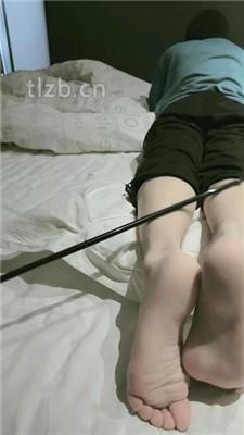 图片[7]_【樊樊】手脚并用插嘴深喉_HD绳艺资源