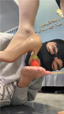 图片[8]_【辣姐】高跟肉丝脚脚垫/踩踏喂食/下跪伺候_HD绳艺资源