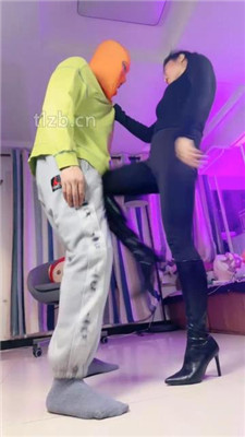 图片[7]_【鹿梦兮】双S-手捂窒息/腿绞/提档/全体重踩踏/骑马狠跺_HD绳艺资源