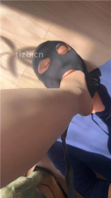 图片[2]_【冰色】丝袜脚捂脸/掐乳/疯狂恋足舔_HD绳艺资源
