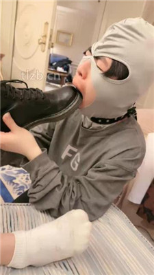 图片[16]_【鹿梦兮】双S-艺术舔脏鞋/鼻勾虐/艺术闻袜/骑马转胯_HD绳艺资源