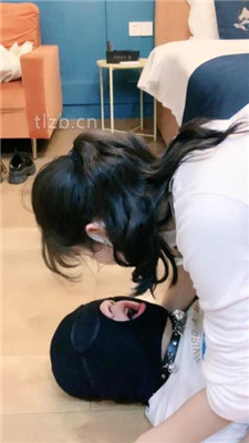 图片[3]_【丝雯大小姐】原味裸足踩踏脚垫/恋足舔【完整版】_HD绳艺资源