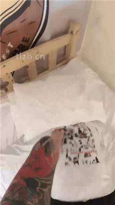 图片[2]_【七七黑心祖宗】掐乳/裸足踩狗_HD绳艺资源