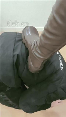 图片[2]_【樊樊】夹狗头/长靴踩狗/训练/闻臭脚_HD绳艺资源