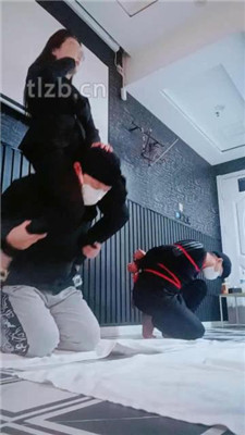 图片[11]_【依然】虐双奴-重度sp/绳艺技巧揪耳朵/骑脖_HD绳艺资源