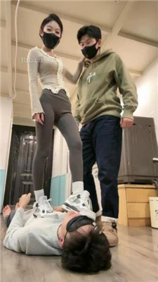 图片[13]_【菜小心】情侣主狗笼圈养虐绿帽/艺术吃byt_HD绳艺资源