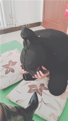 图片[4]_【美容院S】长靴御姐逛街回家虐家奴_HD绳艺资源