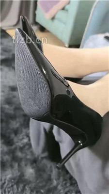 图片[9]_【稚主】骑马/肉丝脚踩踏/碾压狗头/人肉脚垫_HD绳艺资源