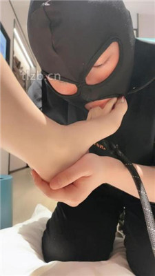 图片[11]_【尤黎】黑丝裸足-脚下踩踏喂食/喂圣水_HD绳艺资源