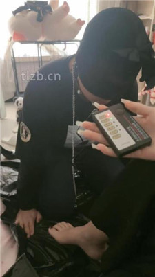 图片[5]_【暴荔姐姐】训练/跪舔长靴/闻超臭白丝恋足舔_HD绳艺资源