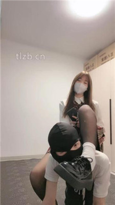 图片[9]_【樱子大人】JK萝莉主-皮鞋白袜虐/骑马遛狗/掐乳/口吐喂食_HD绳艺资源