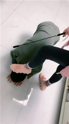 图片[2]_【蜜糖情侣】虐绿帽-友情玩弄前任狗_HD绳艺资源