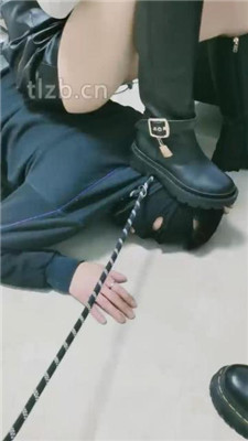 图片[18]_【文文文】多S群调-脏鞋踩踏艺术舔干净【三视角版】_HD绳艺资源