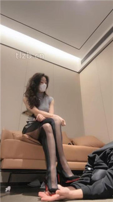 图片[2]_【禾未】模特S-黑丝高跟美腿踩虐/人体鞋架_HD绳艺资源