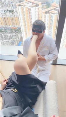 图片[9]_【歌迪丝】舔多双脏鞋底/裸足深喉【完整版】_HD绳艺资源