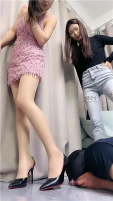 图片[20]_【cc.s】双S-呕吐物-转胯/拍子虐打/艺术舔脏鞋底/丝袜棉袜辱_HD绳艺资源