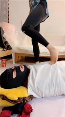 图片[5]_【苒溪】裸足美腿踩脚垫_HD绳艺资源