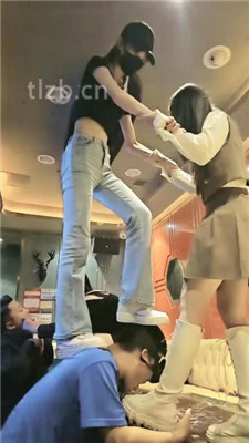 图片[4]_【美娜格格】圈内聚会多S多奴群调群虐【四视角版】_HD绳艺资源