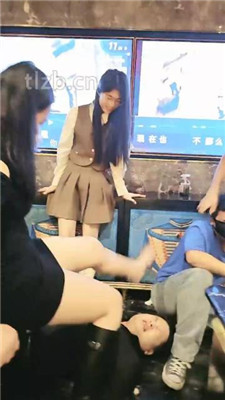 图片[13]_【美娜格格】圈内聚会多S多奴群调群虐【四视角版】_HD绳艺资源