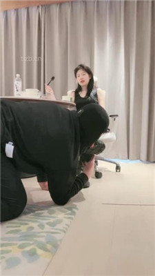图片[3]_【芷镜小主】脚下伺候主人用餐_HD绳艺资源