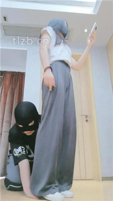 图片[3]_【妮蔻】帆布鞋碾压踩/臭白袜气味控制_HD绳艺资源